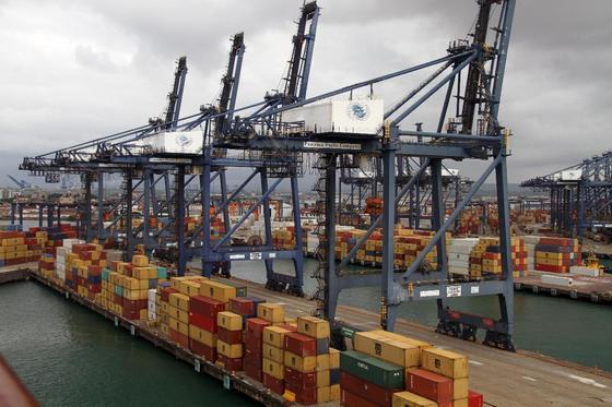 Trimodale containerterminals de toekomst?