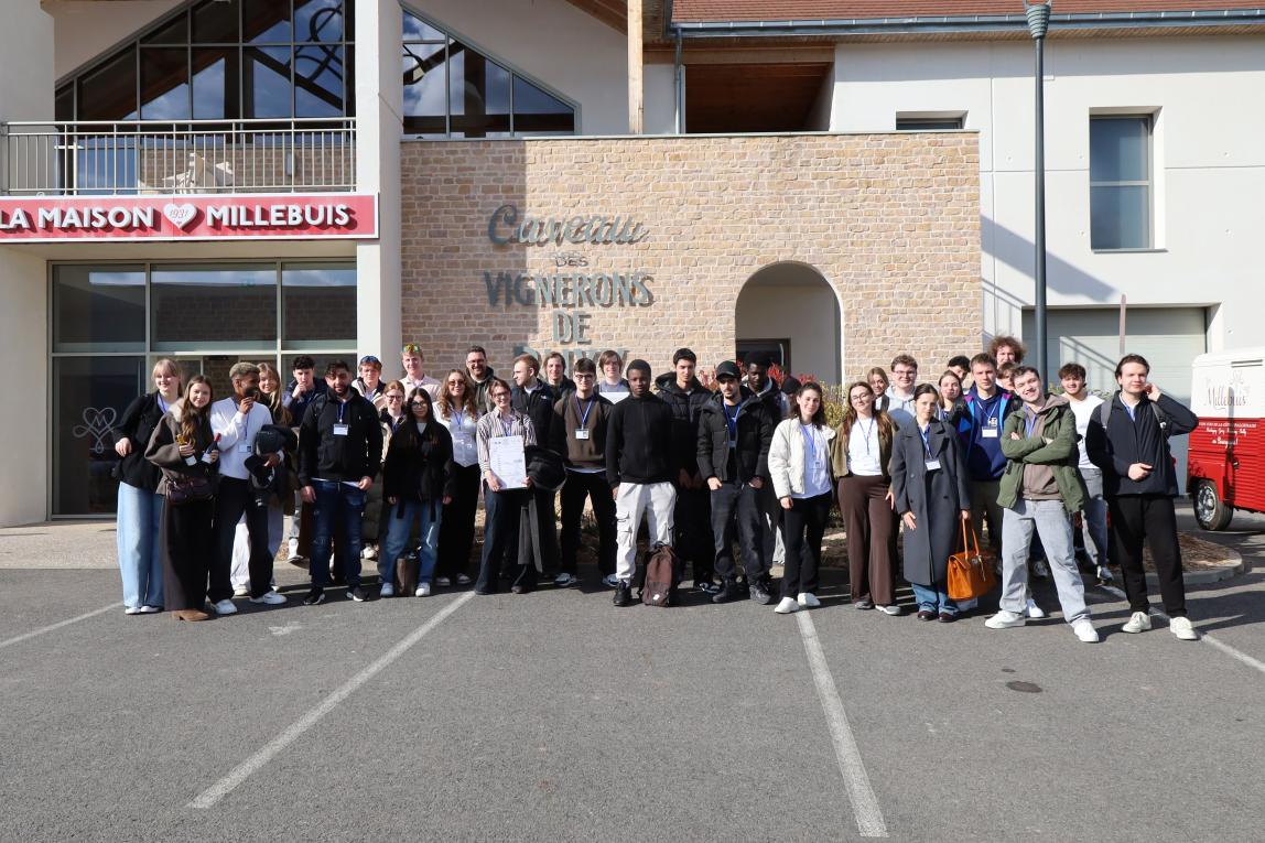 Beyond the classroom: Logistics students explore the wine supply chain in France