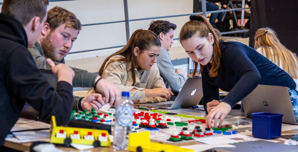 Three new pathways in logistics education